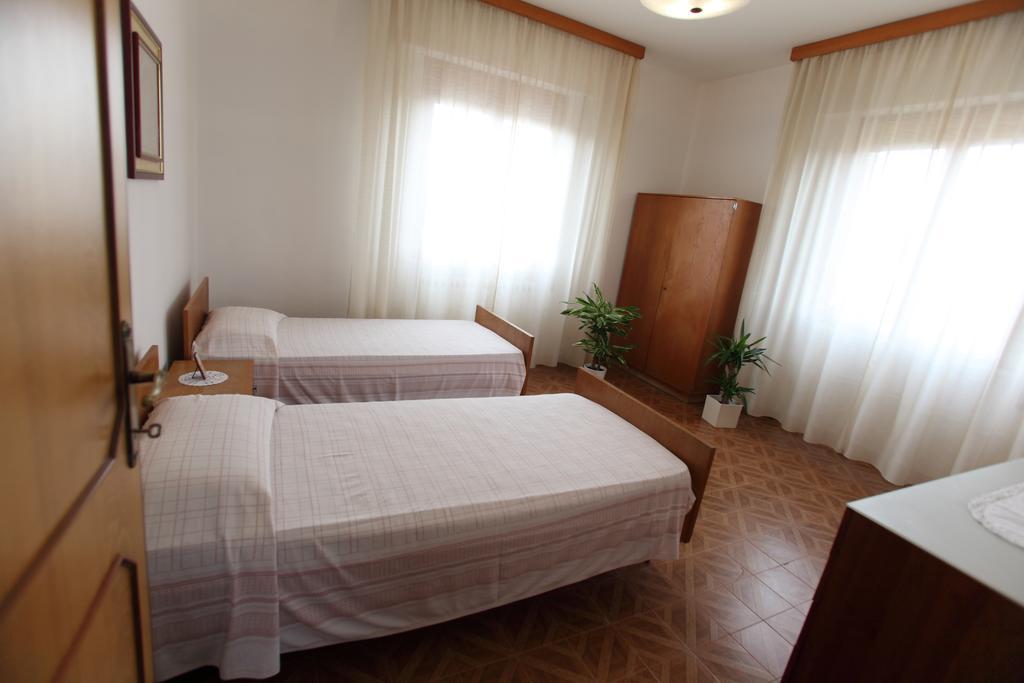 Ferienwohnung La Residenza Di Bacco Cannara Exterior foto