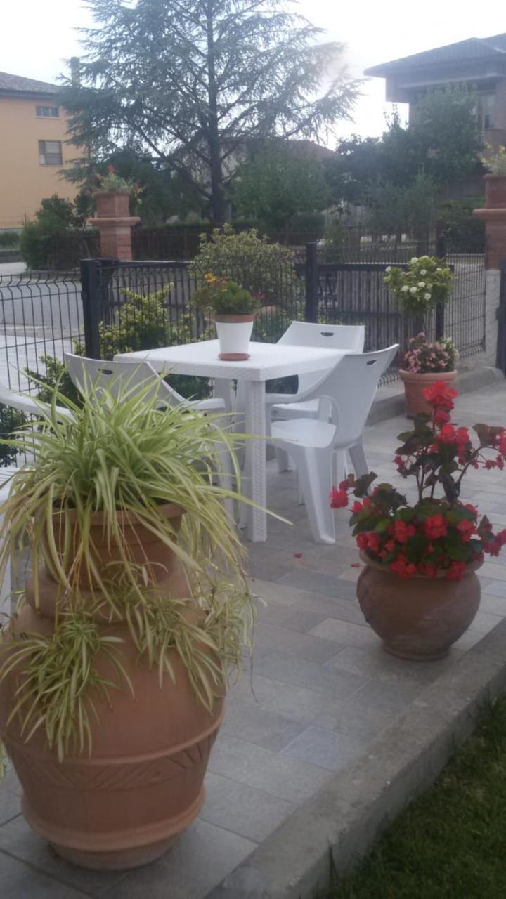 Ferienwohnung La Residenza Di Bacco Cannara Exterior foto