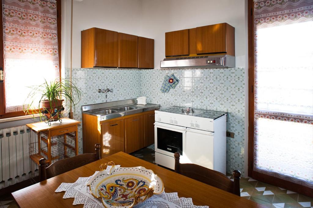 Ferienwohnung La Residenza Di Bacco Cannara Exterior foto